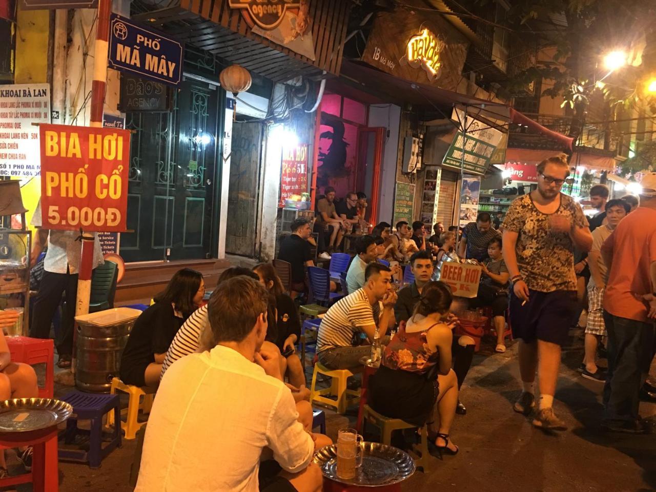 Vietnam Cheers Hostel Hanoi Exteriör bild